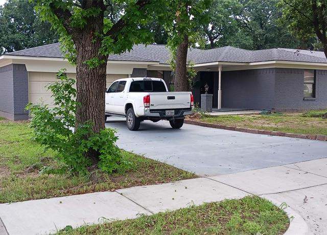 Property at 1302 Elby, Irving, TX 75061, 3 beds, 2 baths