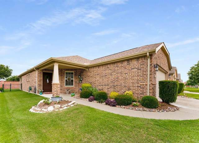 Property at 7775 Gulf Breeze Ln, Frisco, TX 75036, 2 beds, 2 baths