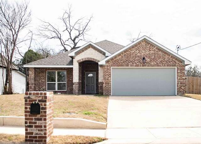 Property at 1615 Jones St, Greenville, TX 75401, 3 beds, 2.5 baths