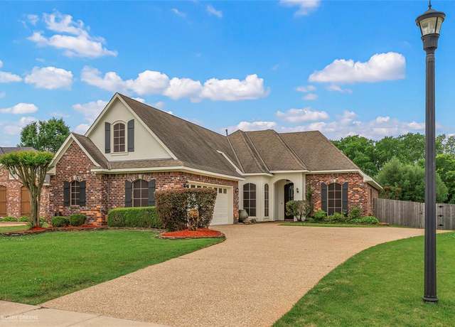 Property at 214 Ixworth Ave, Bossier City, LA 71111, 4 beds, 3 baths