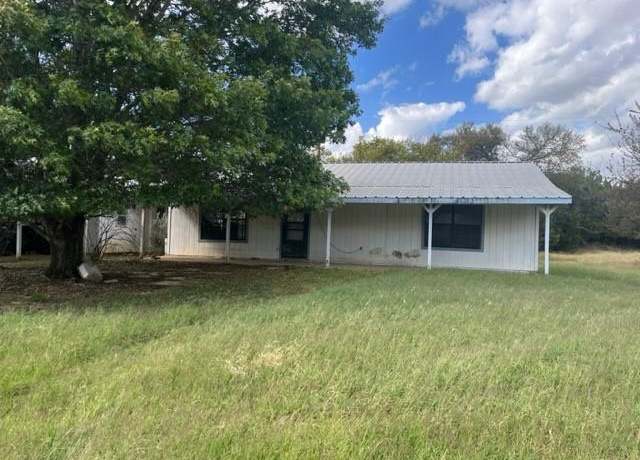 Property at 300 E 3rd St, Iredell, TX 76649, 2 beds, 1 bath