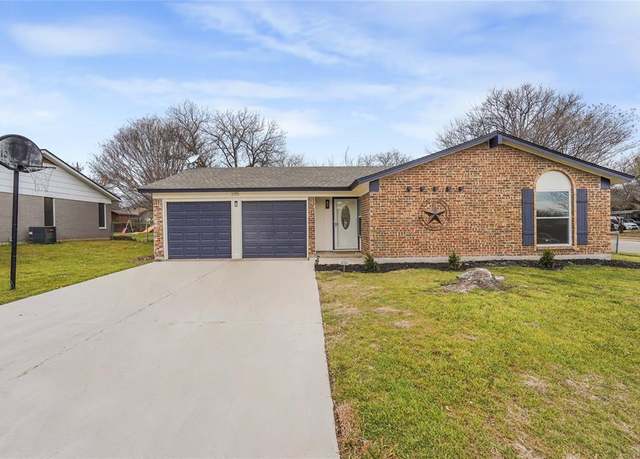 Property at 245 E Malone Ave, Crowley, TX 76036, 3 beds, 2 baths
