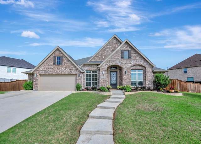 Property at 1026 Hope Valley Pkwy, Roanoke, TX 76262, 4 beds, 3 baths