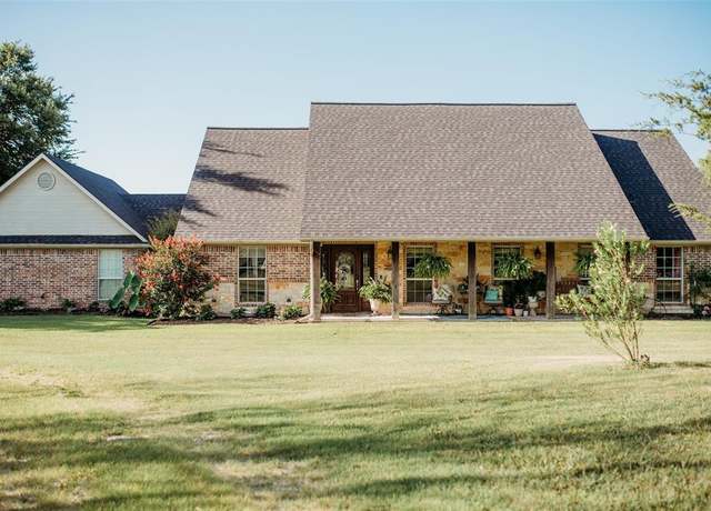 Property at 295 County Road 1451, Bonham, TX 75418, 3 beds, 2.5 baths