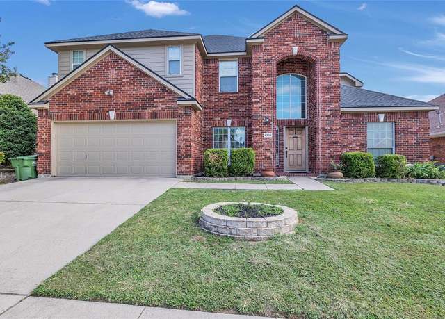 Property at 5304 Elmdale Dr, Watauga, TX 76137, 4 beds, 2.5 baths