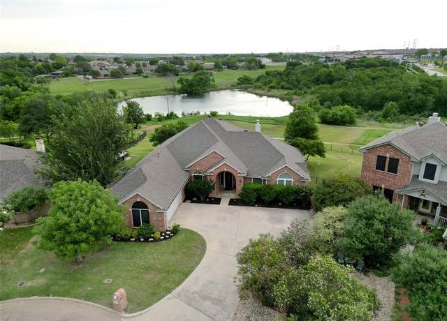 Property at 7300 Bishop Ct, Fort Worth, TX 76179, 4 beds, 2 baths