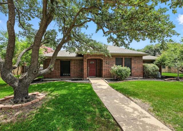 Property at 120 Simmons Dr, Coppell, TX 75019, 3 beds, 2 baths