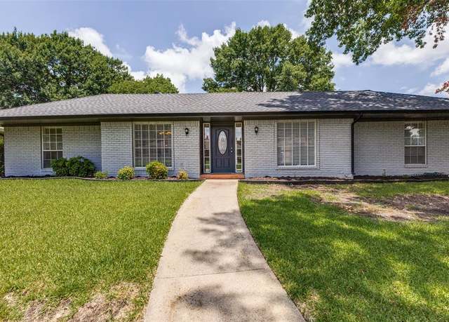 Property at 2305 Williams Way, Plano, TX 75075, 4 beds, 3 baths