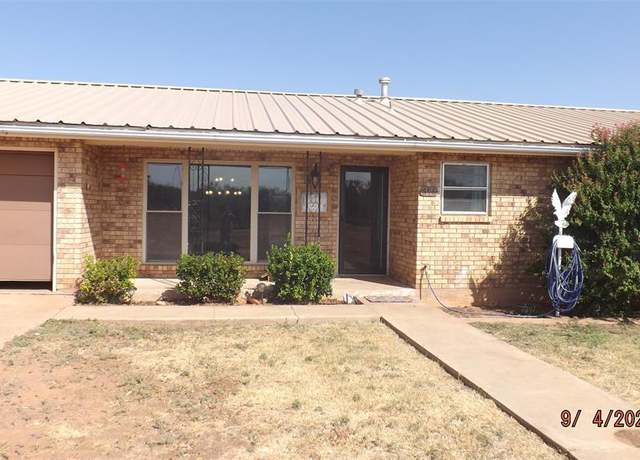 Photo of 696 County Road 821, Sylvester, TX 79560
