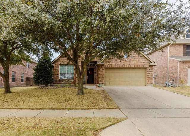 Property at 10329 Stoneside Trl, Fort Worth, TX 76244, 3 beds, 2 baths