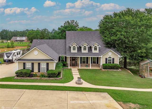 Property at 561 Linton Rd, Benton, LA 71006, 5 beds, 3.5 baths