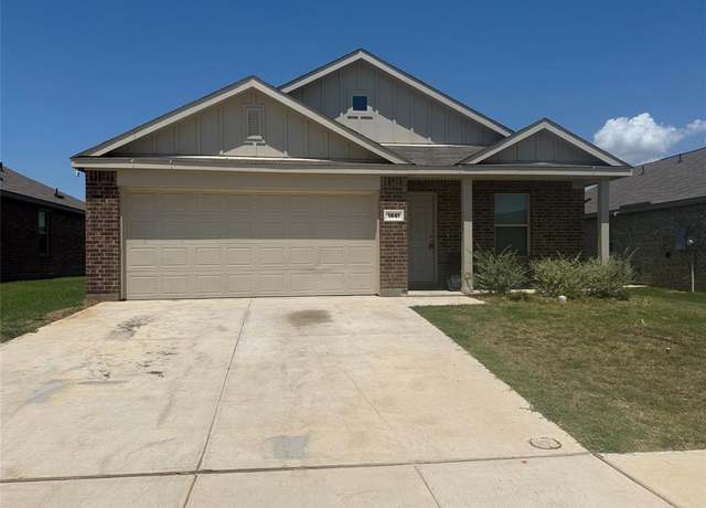 Property at 1441 Yachtclub Dr, Pelican Bay, TX 76020, 4 beds, 2 baths