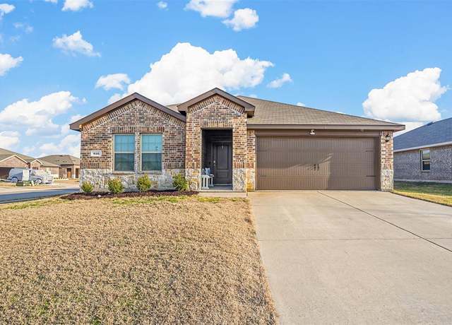Property at 616 Chuck Wagon Dr, Josephine, TX 75189, 4 beds, 2 baths