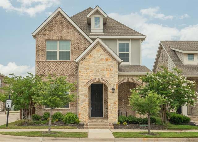 Property at 4402 Cypress Thorn Dr, Arlington, TX 76005, 3 beds, 2.5 baths