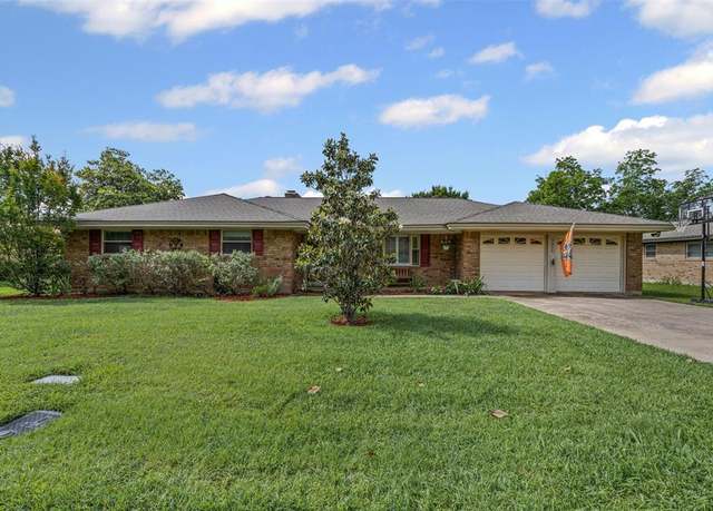Property at 3825 Lawndale Ave, Fort Worth, TX 76133, 3 beds, 2 baths