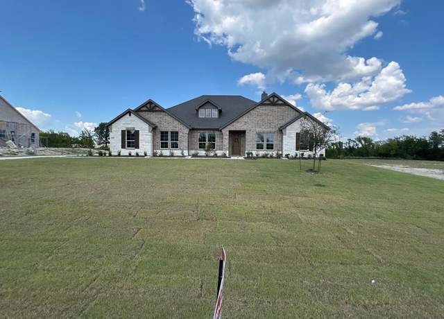 Property at 410 Indian Creek Rd, Van Alstyne, TX 75495, 4 beds, 2.5 baths