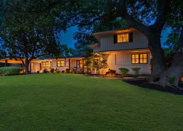 Property at 4551 Westridge Ave, Fort Worth, TX 76116, 4 beds, 3 baths
