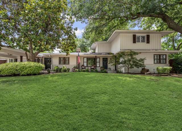 Property at 4551 Westridge Ave, Fort Worth, TX 76116, 4 beds, 3 baths