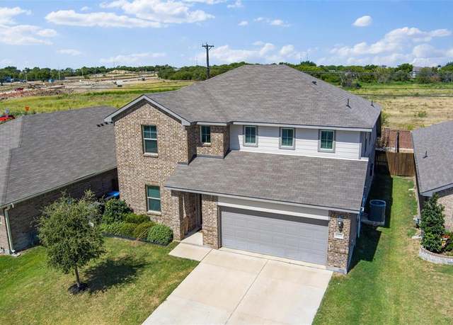 Property at 6333 Copperhead Dr, Fort Worth, TX 76179, 5 beds, 3 baths