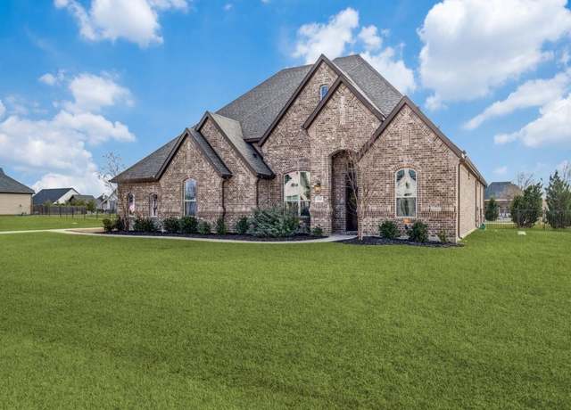 Property at 2945 Kessler Dr, Celina, TX 75009, 4 beds, 4 baths