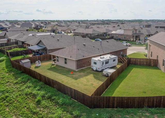 Property at 2144 Killdeer Xing, Crandall, TX 75114, 3 beds, 2 baths
