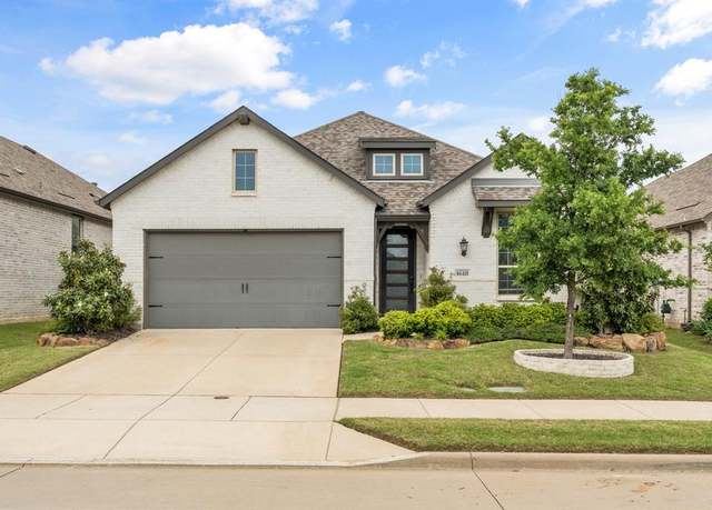 Property at 1618 Snowdrop Dr, Celina, TX 75078, 4 beds, 3 baths