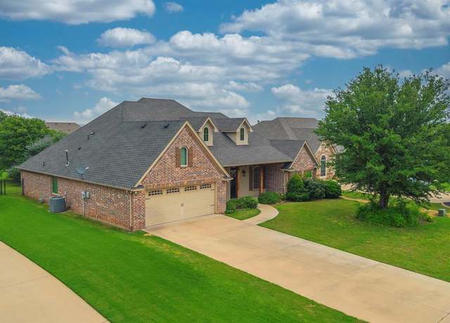 Property at 3541 Abes Landing Dr, Granbury, TX 76049, 3 beds, 3 baths