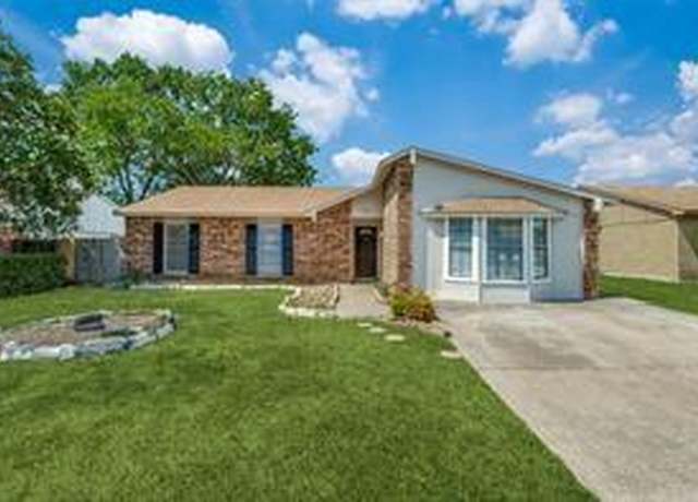 Property at 558 Ridgemont Dr, Allen, TX 75002, 3 beds, 2 baths