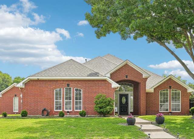 Property at 612 Christan Ct, Rockwall, TX 75087, 3 beds, 2 baths