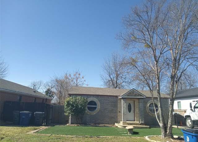 Property at 2911 S Denley Dr, Dallas, TX 75216, 3 beds, 2 baths