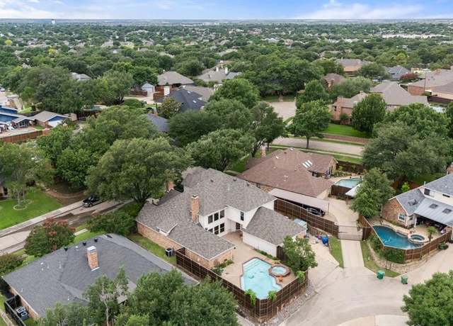Property at 2304 Colleen Ct, Carrollton, TX 75007, 5 beds, 4 baths