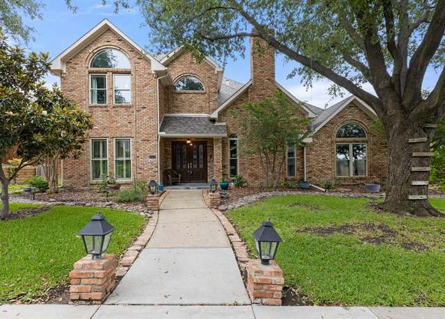 Property at 2304 Colleen Ct, Carrollton, TX 75007, 5 beds, 4 baths