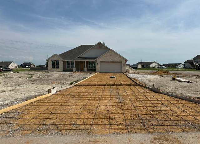 Property at 124 Llanos Dr, Decatur, TX 76234, 4 beds, 2 baths