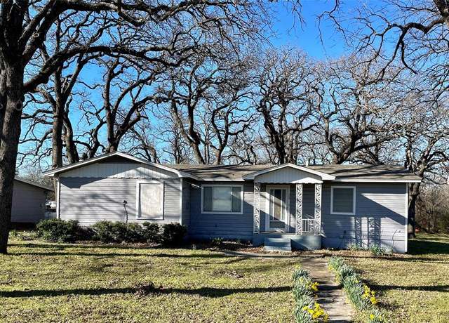 Property at 7550 Portwood Rd, Azle, TX 76020, 3 beds, 2 baths