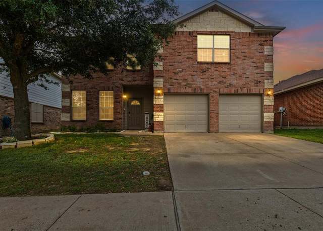 Property at 8537 Gray Shale Dr, Fort Worth, TX 76179, 3 beds, 2.5 baths