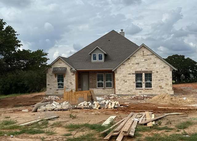 Property at 408 Hayden Faith Ct, Springtown, TX 76082, 4 beds, 3 baths