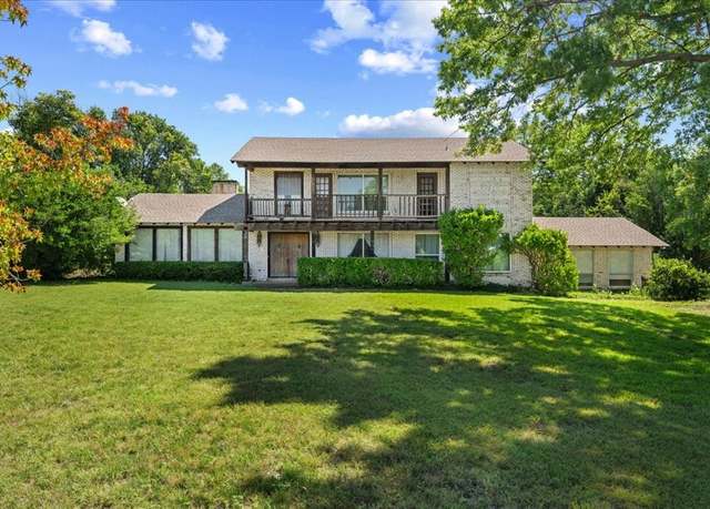 Property at 1716 Haciendas Del Lago, Heath, TX 75032, 4 beds, 2.5 baths