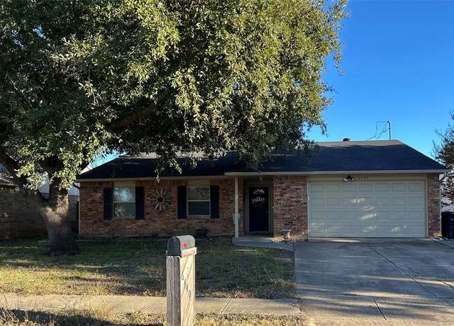 Property at 6440 Buckingham Trl, North Richland Hills, TX 76182, 3 beds, 2 baths