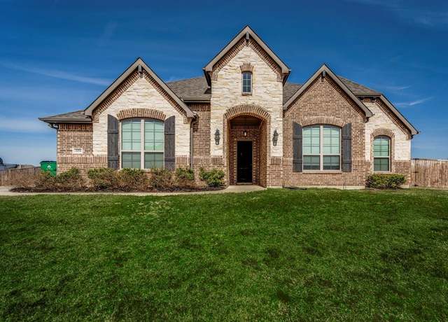 Property at 3351 Makala Dr, Midlothian, TX 76065, 4 beds, 3 baths