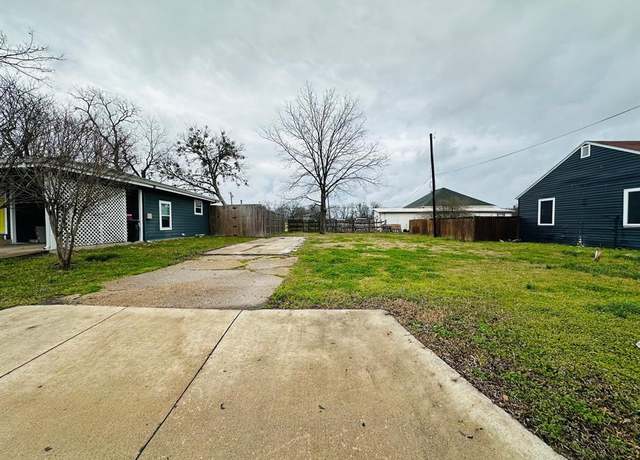 Property at 2412 First St, Caddo Mills, TX 75135