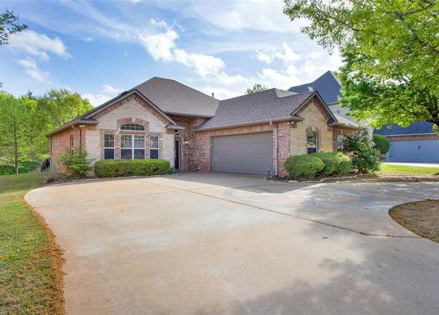 Property at 2111 Renaissance Dr, Denison, TX 75020, 3 beds, 2 baths