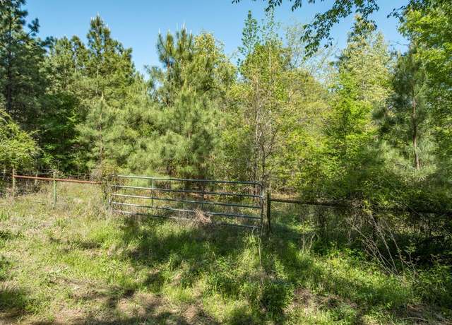 Property at 0 County Road 3415, Chandler, TX 75758
