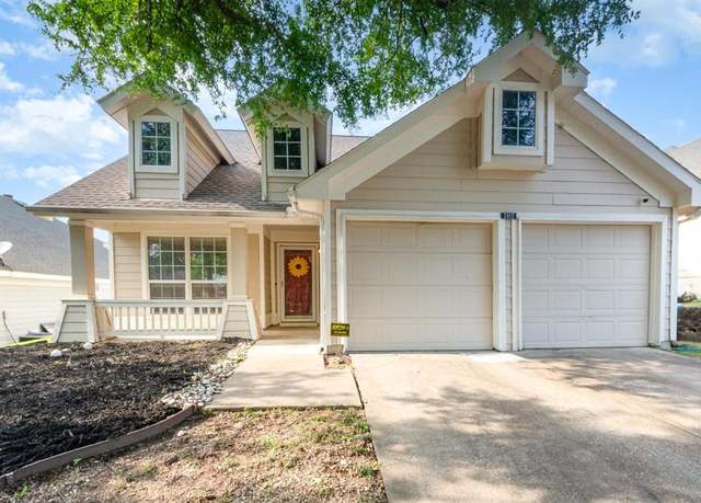 Property at 2402 Hillside Dr, Anna, TX 75409, 3 beds, 2 baths