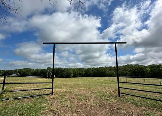 Property at 9551 County Road 534, Whitewright, TX 75491