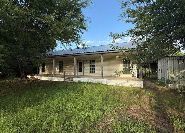 Property at 516 Lake By Dr, Kemp, TX 75143, 3 beds, 2 baths