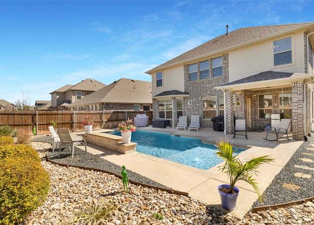 Property at 2612 Melrose Dr, Mansfield, TX 76084, 5 beds, 3.5 baths