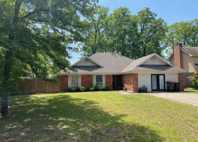 Property at 3815 Sage Trail Dr, Paris, TX 75460, 3 beds, 2 baths