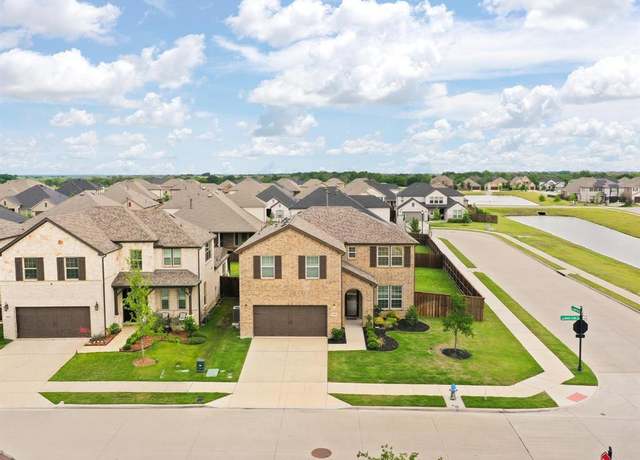 Property at 3601 Keechi Creek Dr, Celina, TX 75078, 3 beds, 2.5 baths