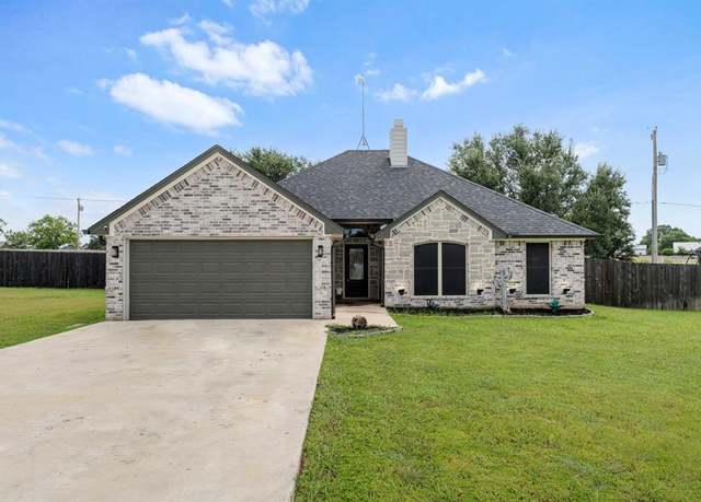 Property at 116 Wildcat Way, Whitney, TX 76692, 3 beds, 2 baths