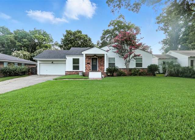 Property at 444 Albert Ave, Shreveport, LA 71105, 4 beds, 2 baths